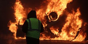 Κίτρινα Γιλέκα/ Φωτογραφία: AP