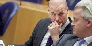 O Γιόραμ φον Κλάβερεν και ο Γκερτ Βίλντερς (Φωτογραφία: De Telegraaf)