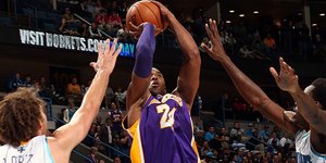 Εγραψε ιστορία στο ΝΒΑ ο Κόμπι Μπράιαντ [βίντεο]