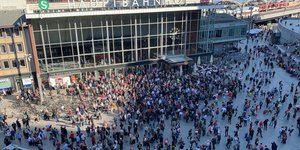 O κεντρικός σιδηροδρομικός σταθμός στην Κολωνία εκκενώθηκε (Φωτογραφία: Twitter)