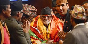 Κι όμως υπάρχουν φτωχοί πολιτικοί: Νούμερο ένα στη λίστα ο πρόεδρος του Νεπάλ με