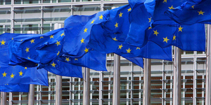 «Ευγενικό άδειασμα» και από την Κομισιόν για το πλεόνασμα: Θετικές οι δηλώσεις τ