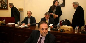 Η Ζωή Κωνσταντοπούλου κυνηγούσε την υπάλληλο της Βουλής για να της πάρει το πόρι