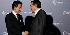 Τζουζέπε Κόντε & Αλέξης Τσίπρας (Φωτογραφία: EUROKINISSI/ΓΡ. ΤΥΠΟΥ ΠΡΩΘΥΠΟΥΡΓΟΥ/ANDREA BONETTI)