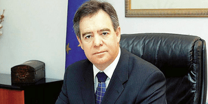 Τα άκουσε «εν χορώ» βουλευτής της ΝΔ που παραπονέθηκε για καθυστερημένη εξυπηρέτ
