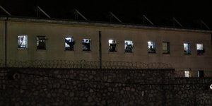 Πρωτοφανές αιματοκύλισμα στον Κορυδαλλό -Η «σύρραξη» που έφερε τους 2 νεκρούς και τους 18 τραυματίες