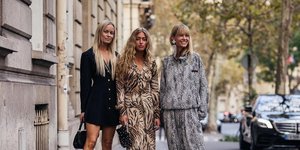 Γυναίκες ποζάρουν στο φακό/Φωτογραφία Instagram @angelineilmast