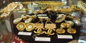 Λήστεψαν κοσμηματοπωλείο μπροστά στα μάτια ανήλικου παιδιού στο Ηράκλειο