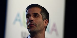 Ο υποψήφιος Δήμαρχος Αθηναίων Κώστας Μπακογιάννης- φωτογραφία intimenews