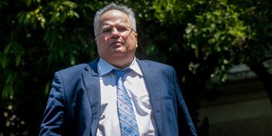 Εκτάκτως στο Μέγαρο Μαξίμου ο Νίκος Κοτζιάς μετά τις εξελίξεις με τη Μόσχα / Φωτογραφία: EUROKINISSI/ΧΡΗΣΤΟΣ ΜΠΟΝΗΣ