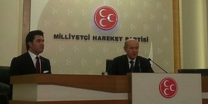 Παραιτήθηκε ο Αχμέτ Κουρτ: Ο υποψήφιος του ΣΥΡΙΖΑ στη Θράκη που φωτογραφιζόταν μ