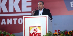 ΚΚΕ: Τα νομοσχέδια πρέπει να έρχονται μόνο στην Ολομέλεια για να παίρνουν την ευ