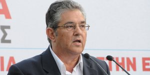 «Το ζήτημα συνδέεται με την ένταξη των Σκοπίων στο ΝΑΤΟ»