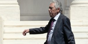 Σφοδρή επίθεση Κουβέλη κατά πάντων: Υπήρχε σχέδιο Σαμαρά για εκλογές – Δίγλωσσος