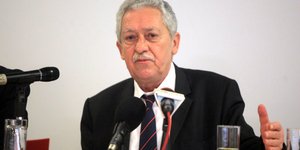 Κουβέλης με το βλέμμα στο ΠΑΣΟΚ: Η Δημοκρατία δεν μπορεί να λειτουργεί με εκβιασ