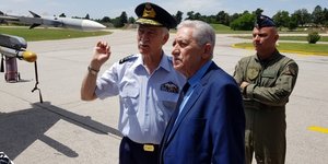 Επισκεψη Κουβέλη σε Λάρισα-Τρίκαλα -Φωτογραφία: Γρ. Τύπου ΥΠΕΘΑ