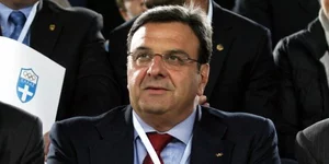 Παραπομπή Κούβελου για την υπόθεση του ενός εκατ. δολαρίων ζητά ο Εισαγγελέας
