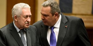 Ο Φώτης Κουβέλης με τον Πάνο Καμμένο (Φωτογραφία: EUROKINISSI/ΤΑΤΙΑΝΑ ΜΠΟΛΑΡΗ)