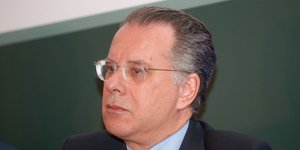 Ο Γιώργος Κουμουτσάκος/ Φωτογραφία intime