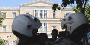 Ειδικοί Φρουροί για επίδομα επικινδυνότητας: «Τραγελαφικό να δίνεται εντολή να μ