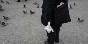 Εξαθλίωση και παρακμή έφεραν τα προγράμματα λιτότητας στην Ελλάδα σύμφωνα με τη Der Frietag/ Φωτογραφία: Sooc 