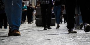 Στα χαμηλότερα επίπεδα απο οποιαδήποτε ευρωπαίκή χώρα οι εισοδηματικές προδοκίες των Ελληνων καταναλωτών/Φωτογραφία: Eurokinissi