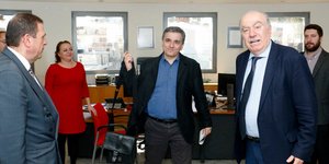 Επαφές με φορείς