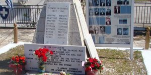 Το ταπεινό μνημείο για τους εκτελεσθέντες στην Κρυοπηγή / Φωτογραφία: epirusgate.blogspot.com