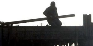 Να εκκενωθούν δεκάδες σπίτια στην πλατεία Αμερικής ζητά η πολεοδομία 