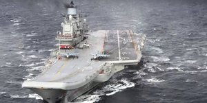 Ζημιές στο μοναδικό αεροπλανοφόρο της Ρωσίας/ Φωτογραφία: AP