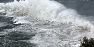 Νεκρός εντοπίστηκε ο 44χρονος ναυαγός -Πνίγηκε προσπαθώντας να σώσει το σκύλο το
