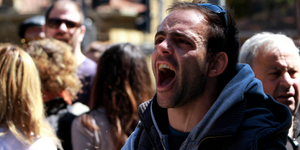 Στα πρόθυρα εξέγερσης οι Κύπριοι - «Πολιορκία» στο Προεδρικό Μέγαρο