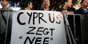 Bloomberg: Κακή ιδέα για την Κύπρο μια ρωσική βοήθεια