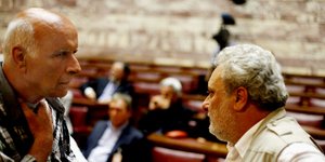 Ο Γιώργος Κυρίτσης κινδυνεύει να χάσει τη βουλευτική του... βέρα στο δεξί