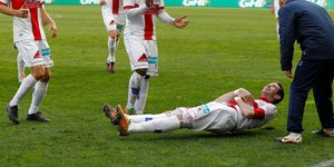 Επιθετικός πανηγύρισε με αστείο τρόπο το γκολ που πέτυχε [βίντεο]