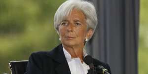 Λαγκάρντ: Θα απαιτήσουμε από την Ελλάδα την εφαρμογή των διαπραγματεύσεων