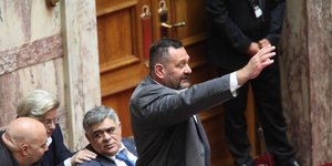 Συστάσεις της Βουλής στον Λαγό - EUROKINISSI/ΓΙΑΝΝΗΣ ΠΑΝΑΓΟΠΟΥΛΟΣ