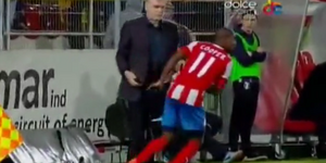 Πρόεδρος ποδοσφαιρικής ομάδας παίζει... άμυνα -Εβαλε τρικλοποδιά σε αντίπαλο την