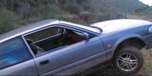 Απίστευτη καταδίωξη στη Λαμία: Οι κλέφτες έπεσαν σε χαντάκι με το αυτοκίνητο [εικόνες]