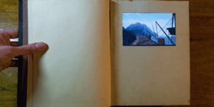 Βιβλίο - Υπολογιστής συνδυάζει μπαρόκ κομψότητα και μοναδική τεχνολογία [βίντεο]