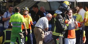 Η Ελληνίδα το 16ο θύμα της τρομοκρατικής επίθεσης σε Βαρκελώνη και Καμπρίλς/ Φωτογραφία: Oriol Duran/AP