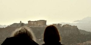 Αφρικανική σκόνη και λασποβροχή στην Αθήνα -Eurokinissi