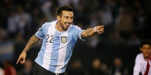 Οι selfie του Λαβέτσι που καίνε το Twitter [εικόνες]