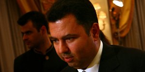 Κοσμήματα αμύθητης αξίας και 400.000 ευρώ μετρητά είχε ο Λαυρεντιάδης στο σπίτι