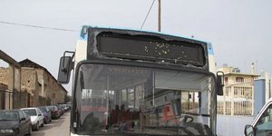 Παραλίγα τραγωδία στην Ηλεία - Αγνωστος άνοιξε πυρ κατά λεωφορείου γεμάτο με μαθ