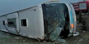 Ανατροπή λεωφορείου στο Κάϊρο – Επέβαιναν 16 Έλληνες!