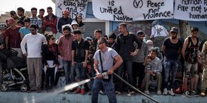 Διαμαρτυρία προσφύγων στην πλατεία Σαπφούς/Φωτογραφία: Eurokinissi