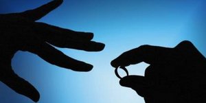 Κρήτη: Λευκοί γάμοι για μία πράσινη κάρτα