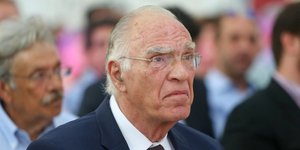 Ο Βασίλης Λεβέντης/ Φωτογραφία intime