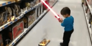 Σχεδιαστής της Dreamworks μετατρέπει τον γιο του σε σουπερήρωα [βίντεο]